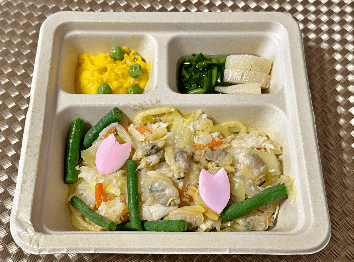 あさりと春野菜の塩焼きそば2