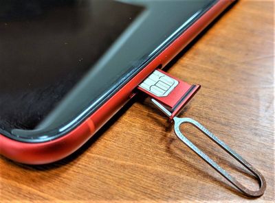 SIM　取り出し方　iphone