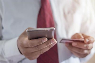 犯罪収益移転防止法改正に対応した「本人確認アプリ」の提供を8月に開始 対面も非対面もスマートフォン1台で完結