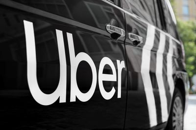 Uber Taxi、函館空港の新設「配車アプリのりば」で利用可能に