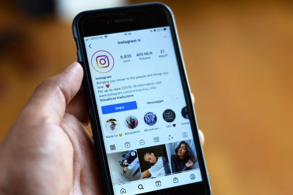 インスタのプロフィールにかわいい文字を使うには？