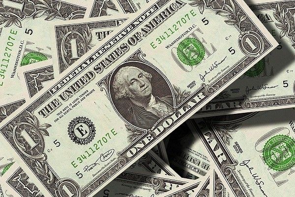 試しに使うなら無料、高機能を求めるなら有料のアプリを選ぶ