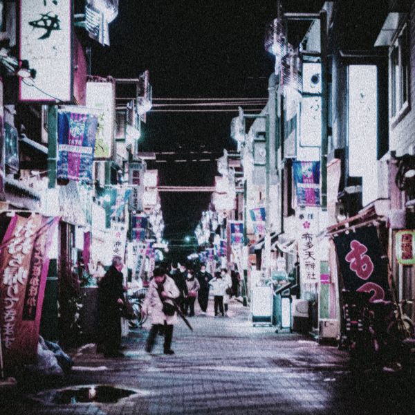 雨上がりの天神通り