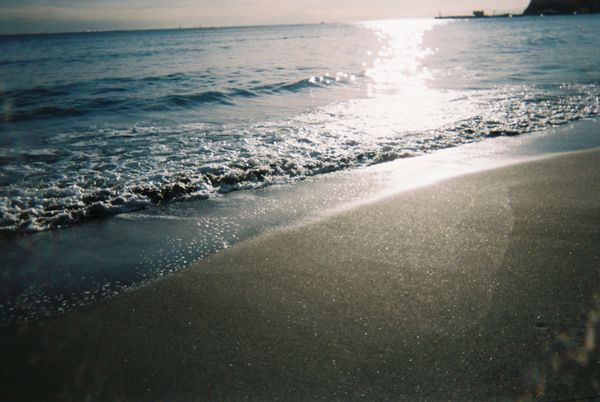 江の島の海の画像