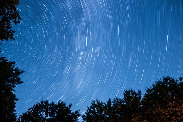 地球の自転を体感できる星空