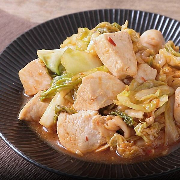 鶏むね肉とキャベツのピリ辛炒め