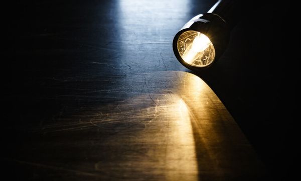 ライト（懐中電灯）アプリとは