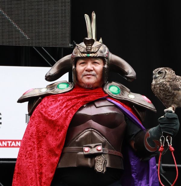 豊島区議・小林弘明氏のステージ写真
