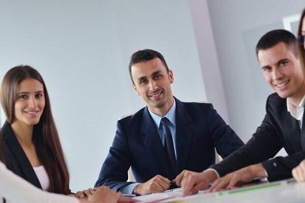 連絡先をグループ分けできると、管理や連絡がより快適に