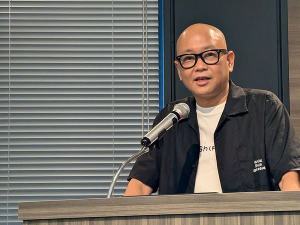 上田善行氏
