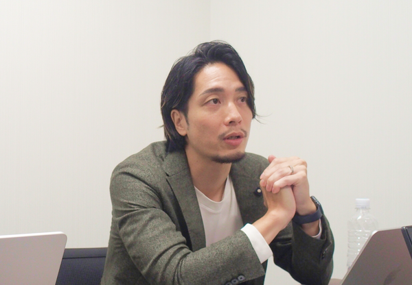 山崎氏の画像