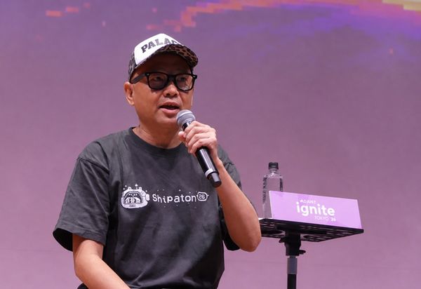 上田善行氏