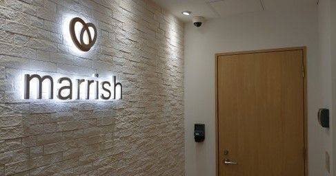 マリッシュ運営会社