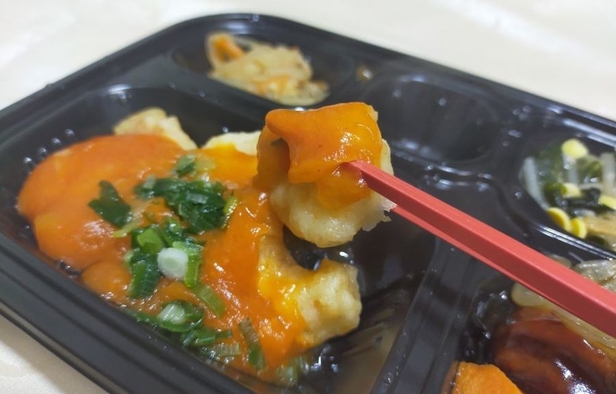 エビチリ　メインのおかず