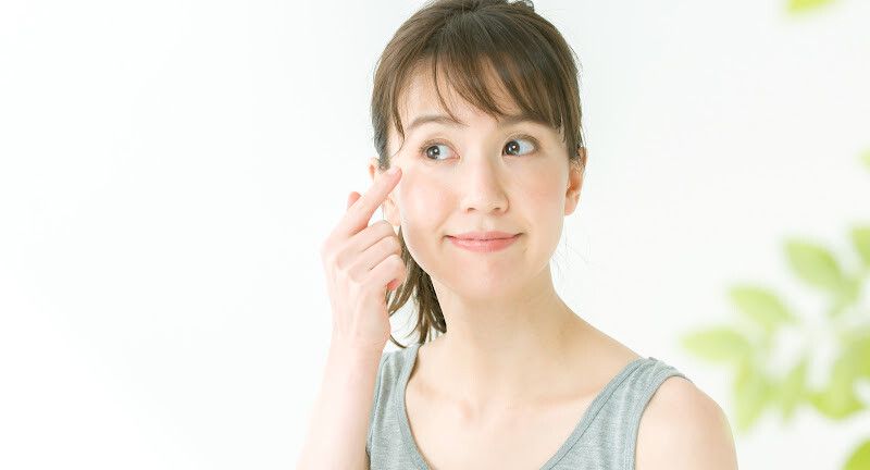 イオン導入器を肌に直接当てない