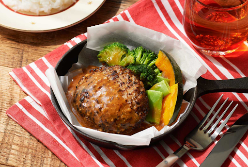 GREEN SPOON「鰹香る和風出汁の直火焼きハンバーグ」