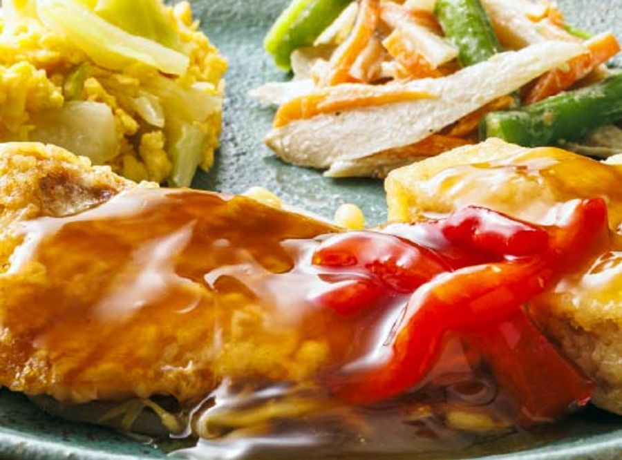カレイの天ぷらと出汁染みる揚げ出し豆腐